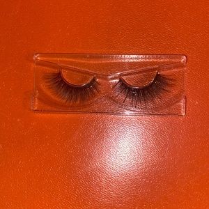 Really good quality and will look pretty on you!!😘